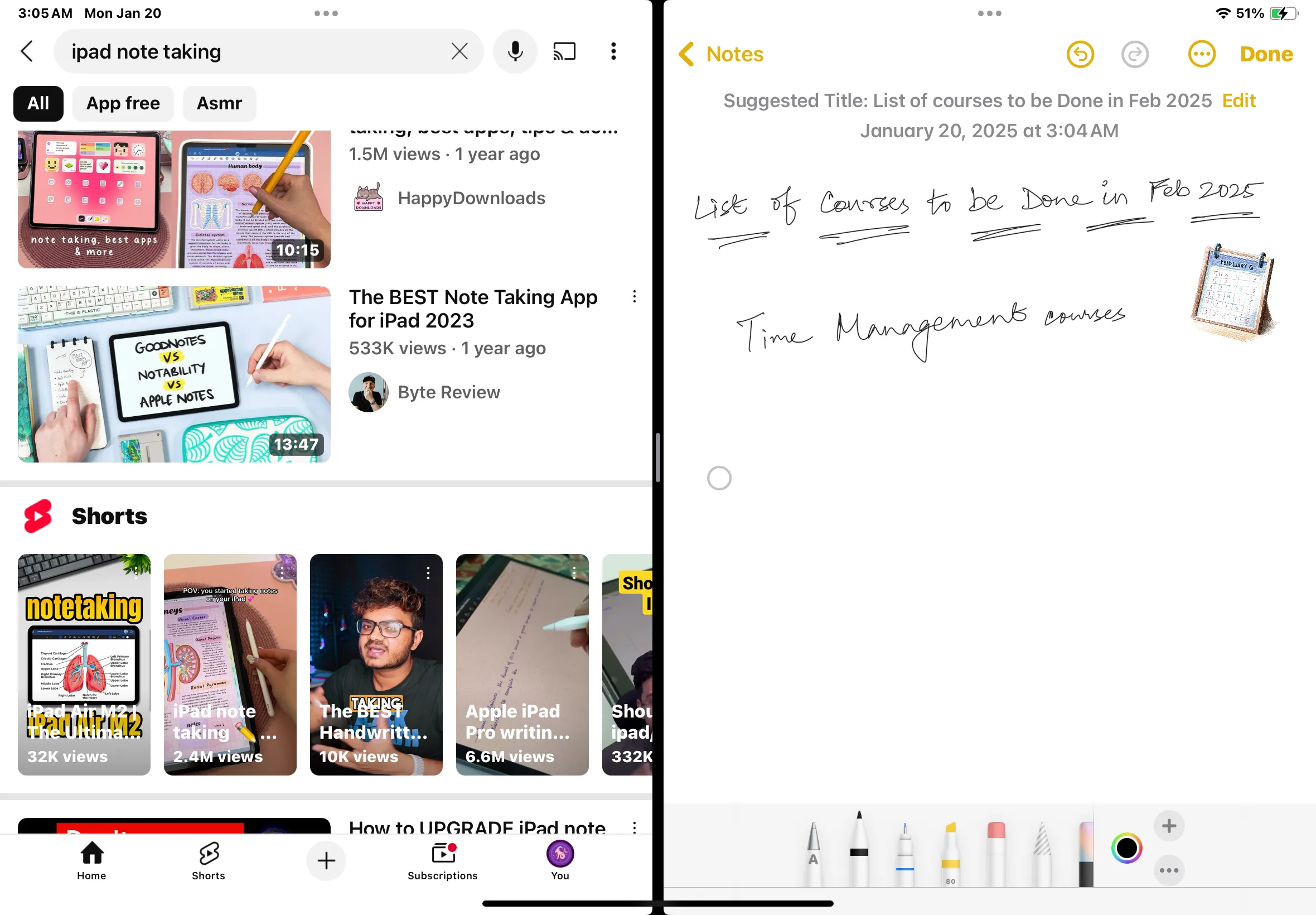 iPad hiển thị đa nhiệm Split View với ứng dụng YouTube và Ghi chú chạy song song
