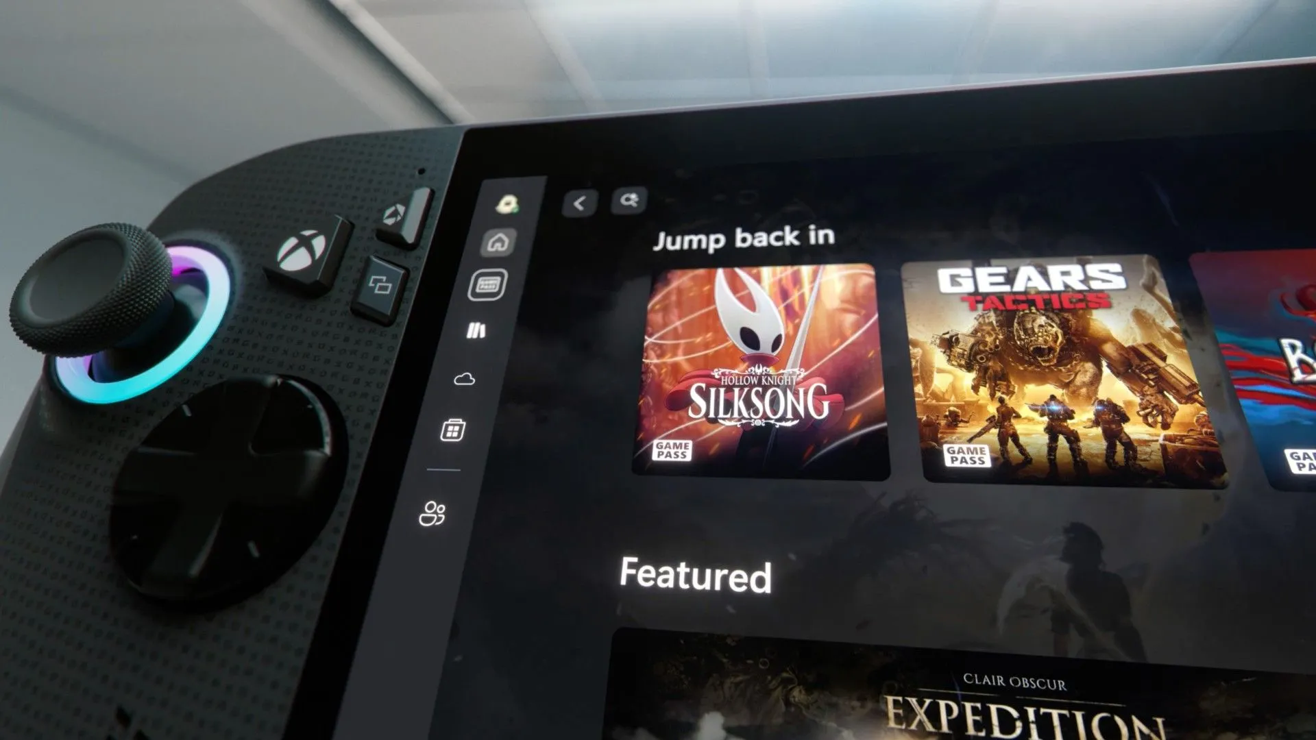 Xbox App Dashboard trên Xbox ROG Ally X.