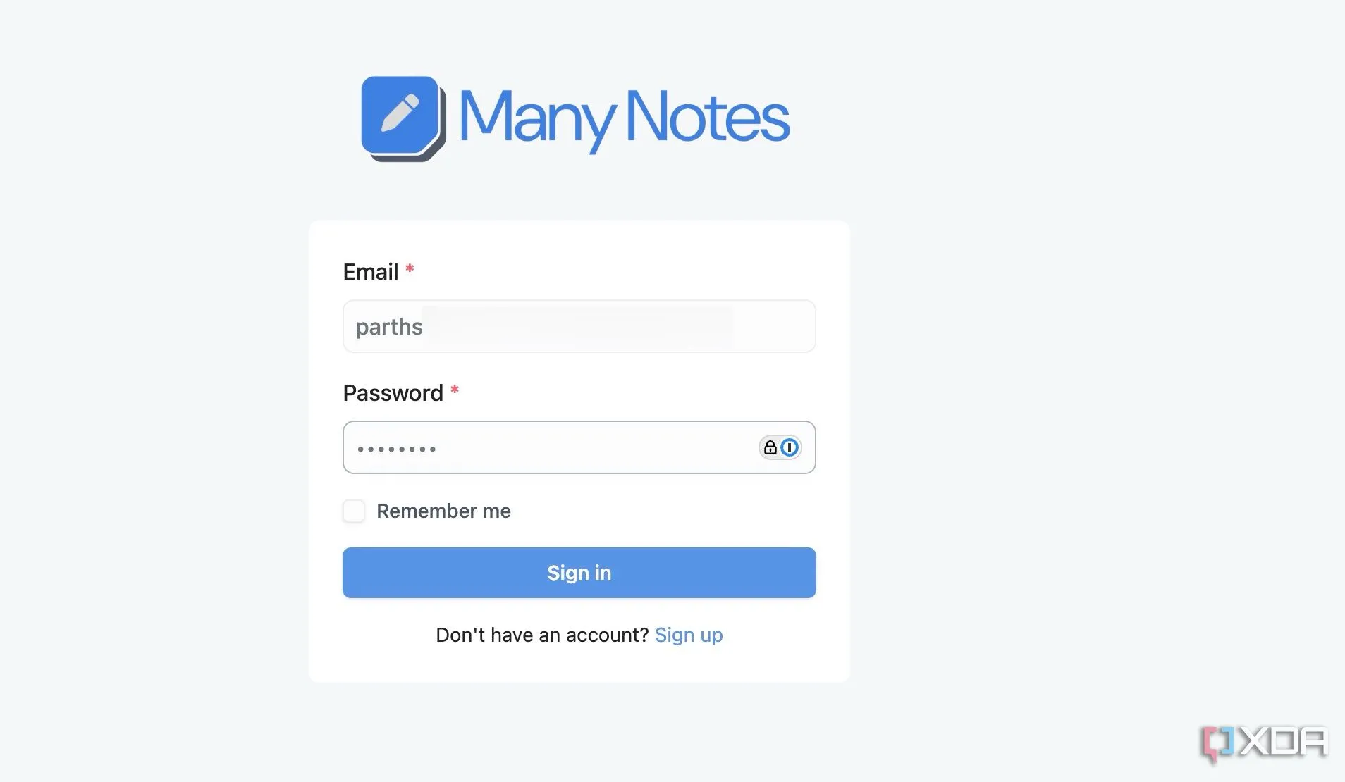 Giao diện đăng nhập cơ bản của Many Notes, cho thấy sự đơn giản nhưng cũng cần cải tiến về mặt thiết kế để thu hút người dùng