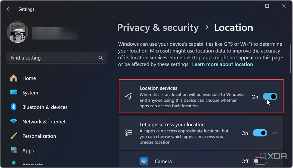 Kích hoạt dịch vụ định vị trong cài đặt Vị trí trên Windows 11