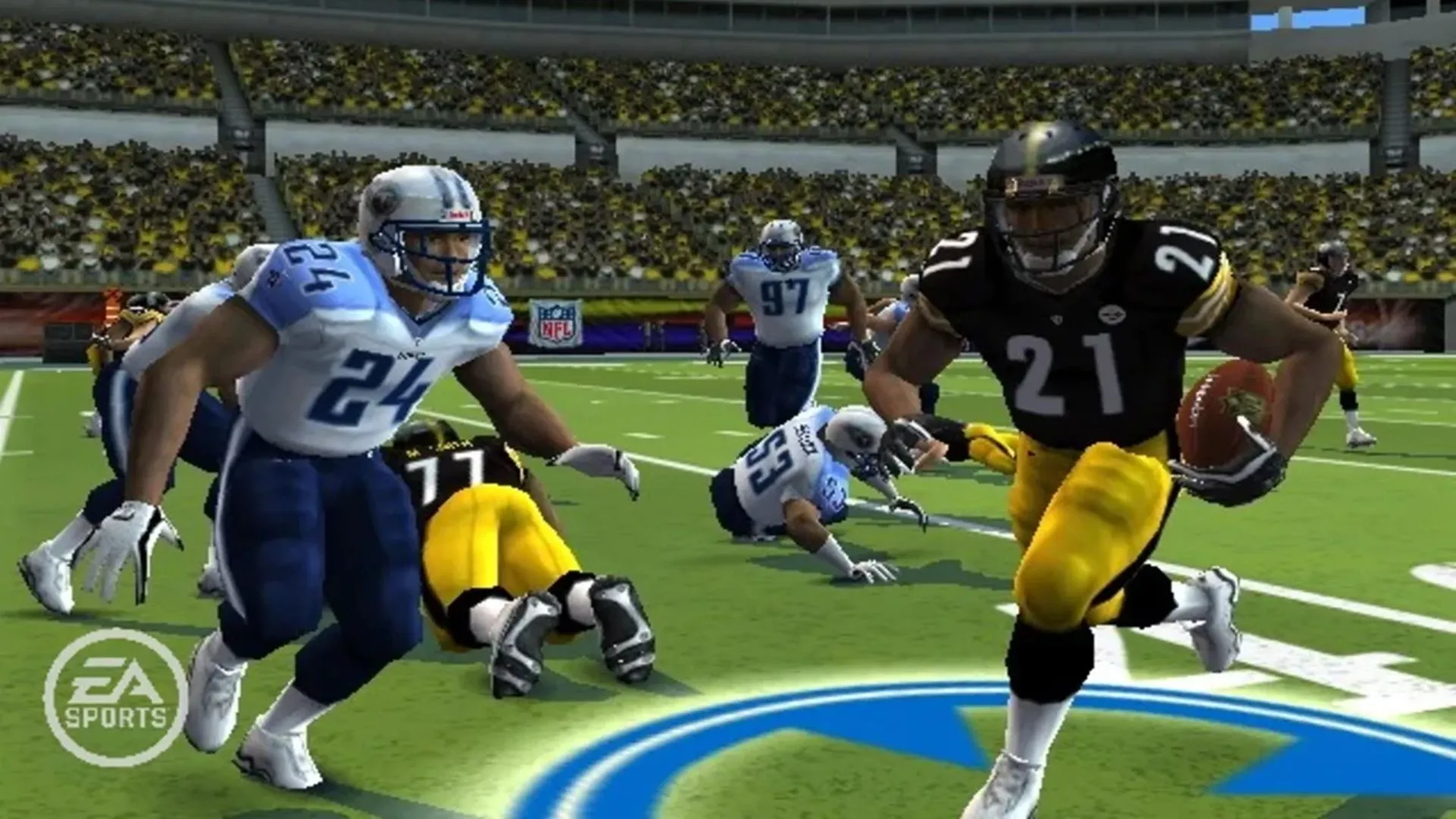Ảnh chụp màn hình lối chơi của Madden 09, mô phỏng giải bóng bầu dục NFL