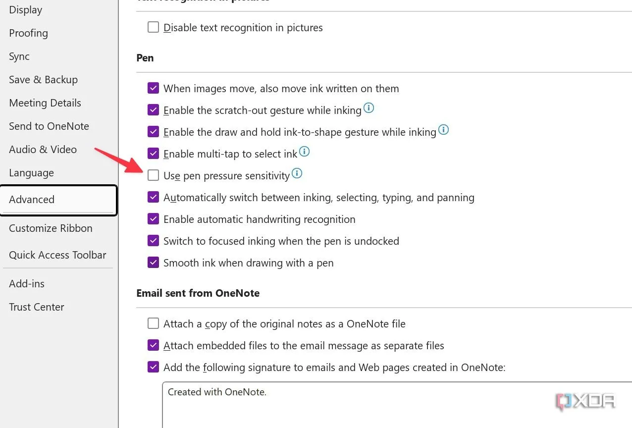 Bật &quot;Sử dụng độ nhạy áp lực bút&quot; trong cài đặt Nâng cao của OneNote cho trải nghiệm viết tay tốt hơn.