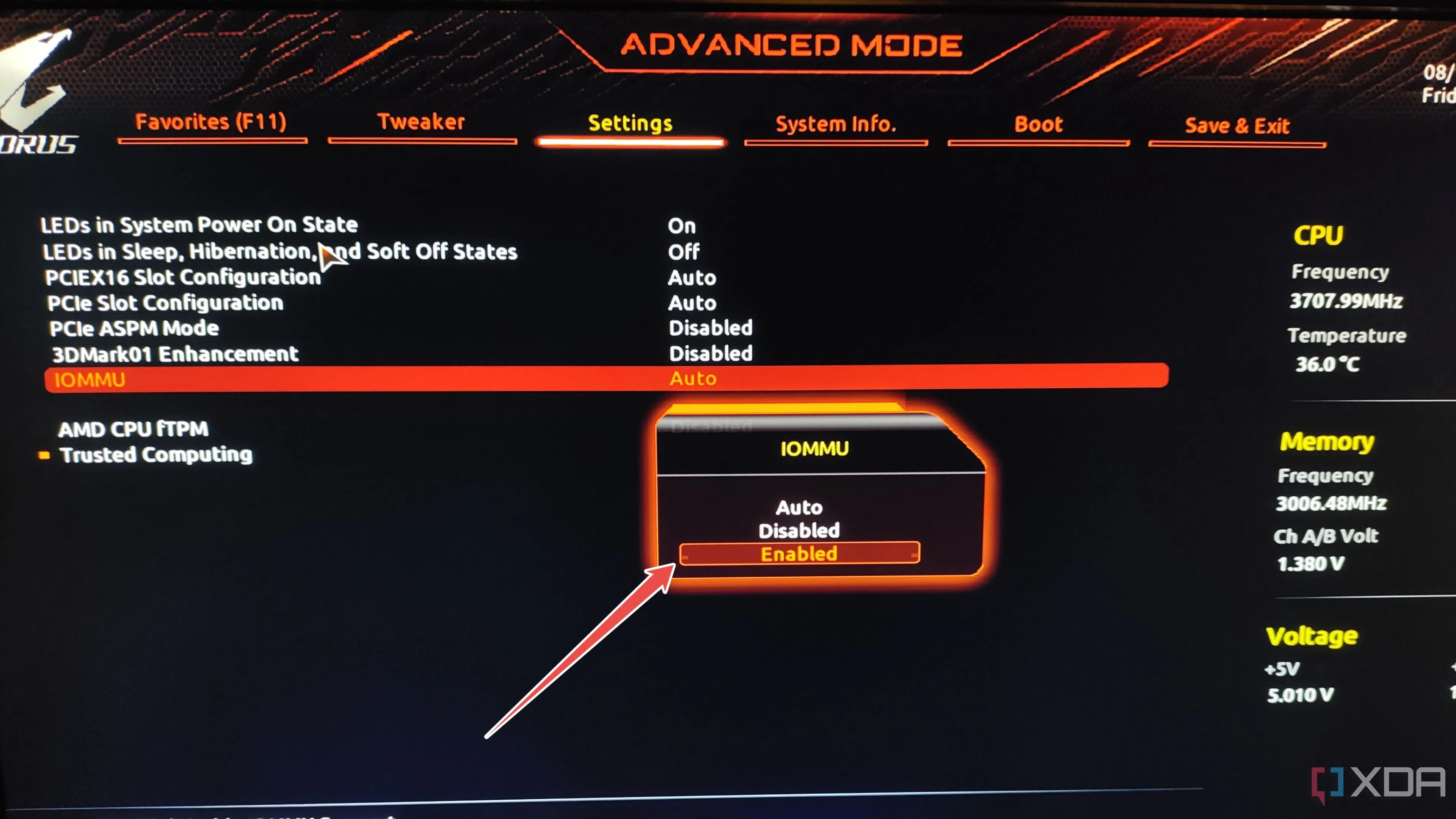 Bật tính năng IOMMU trong cài đặt BIOS để hỗ trợ Qubes OS