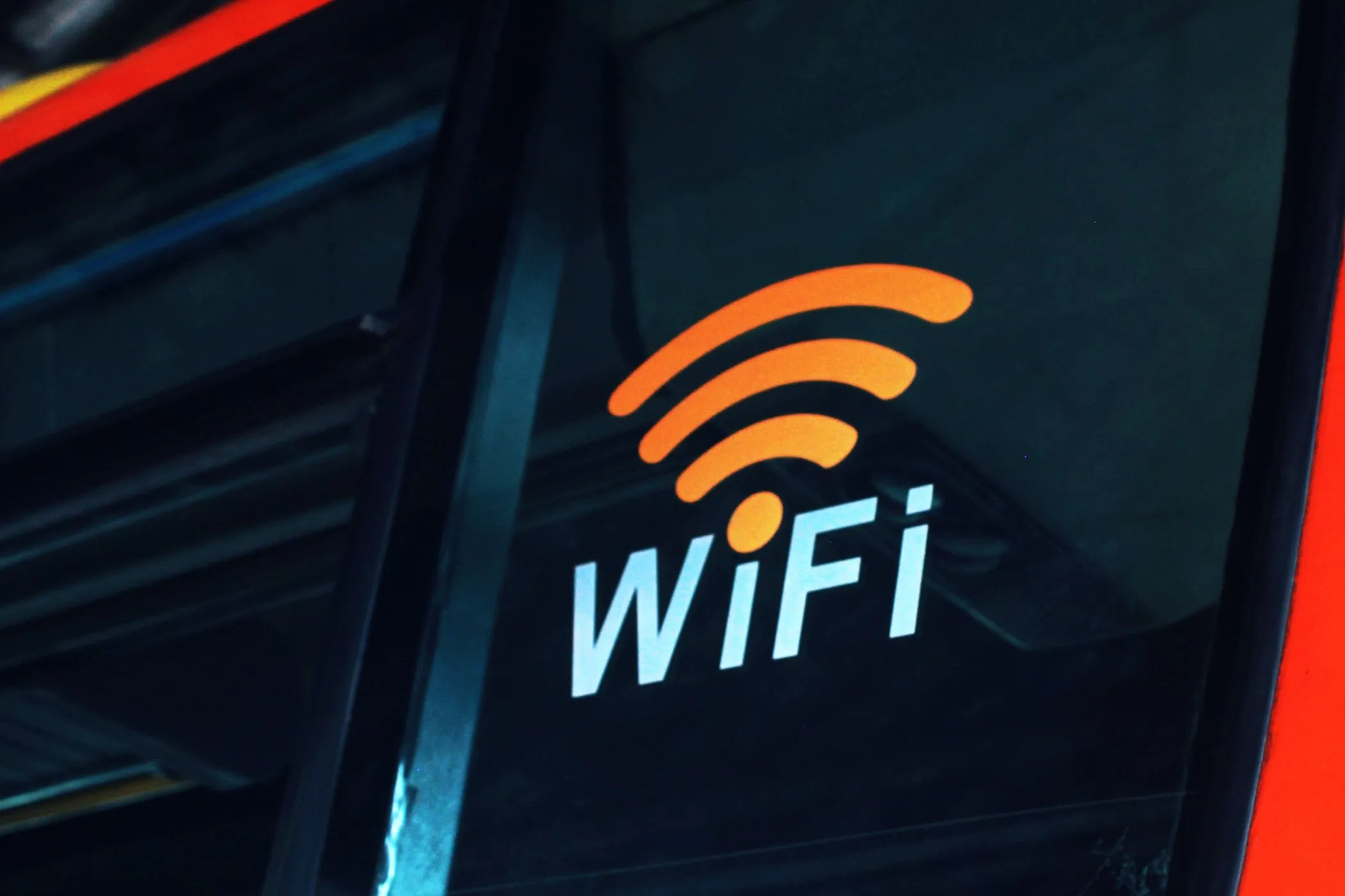 Biểu tượng Wi-Fi thể hiện kết nối không dây