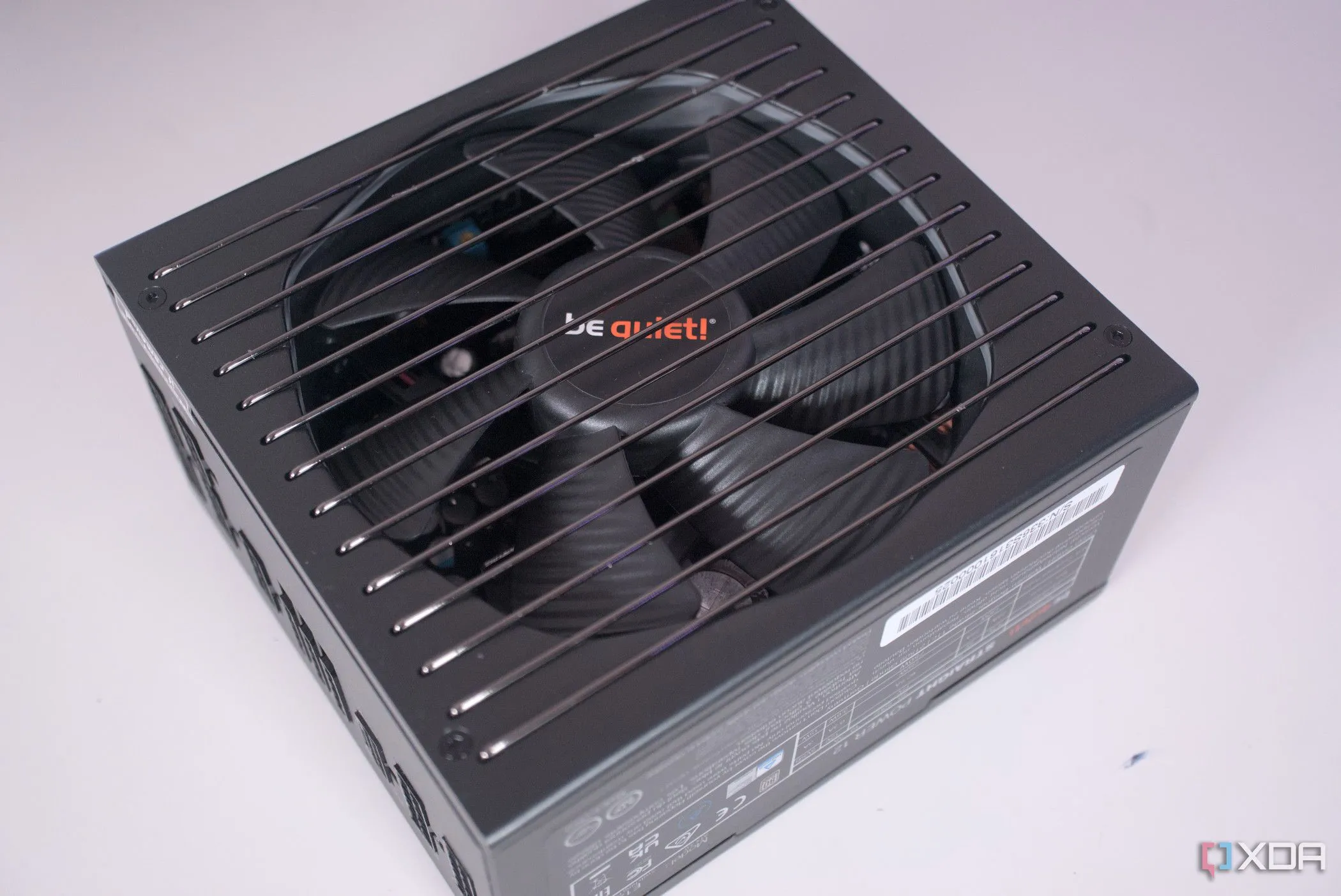 Bộ nguồn Be Quiet! Pure Power 12 M 850W, minh họa PSU chất lượng cao đủ cho hầu hết các cấu hình PC gaming