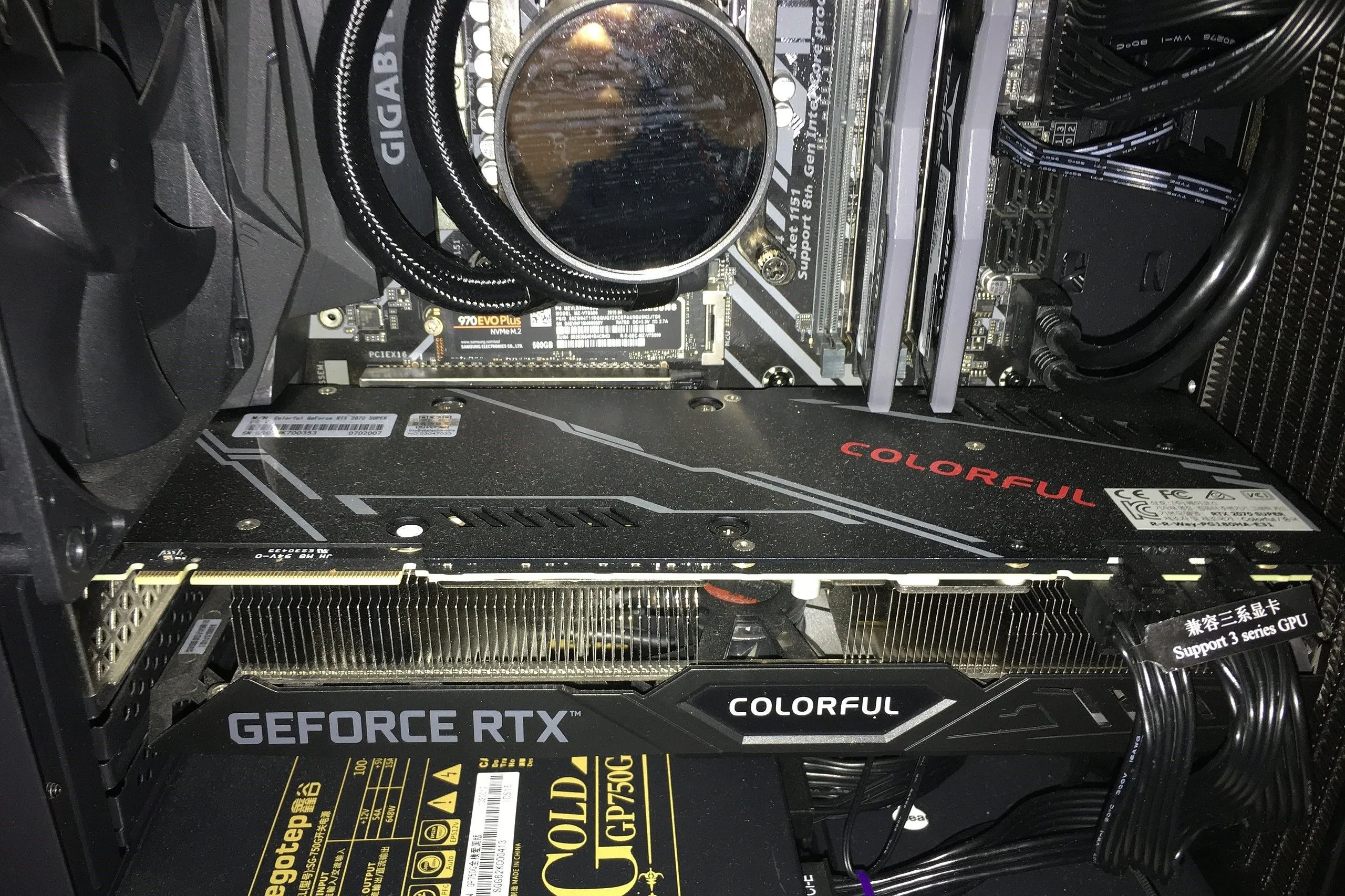 Card đồ họa Colorful GeForce RTX 2070 Super, đại diện cho GPU tầm trung cao cấp