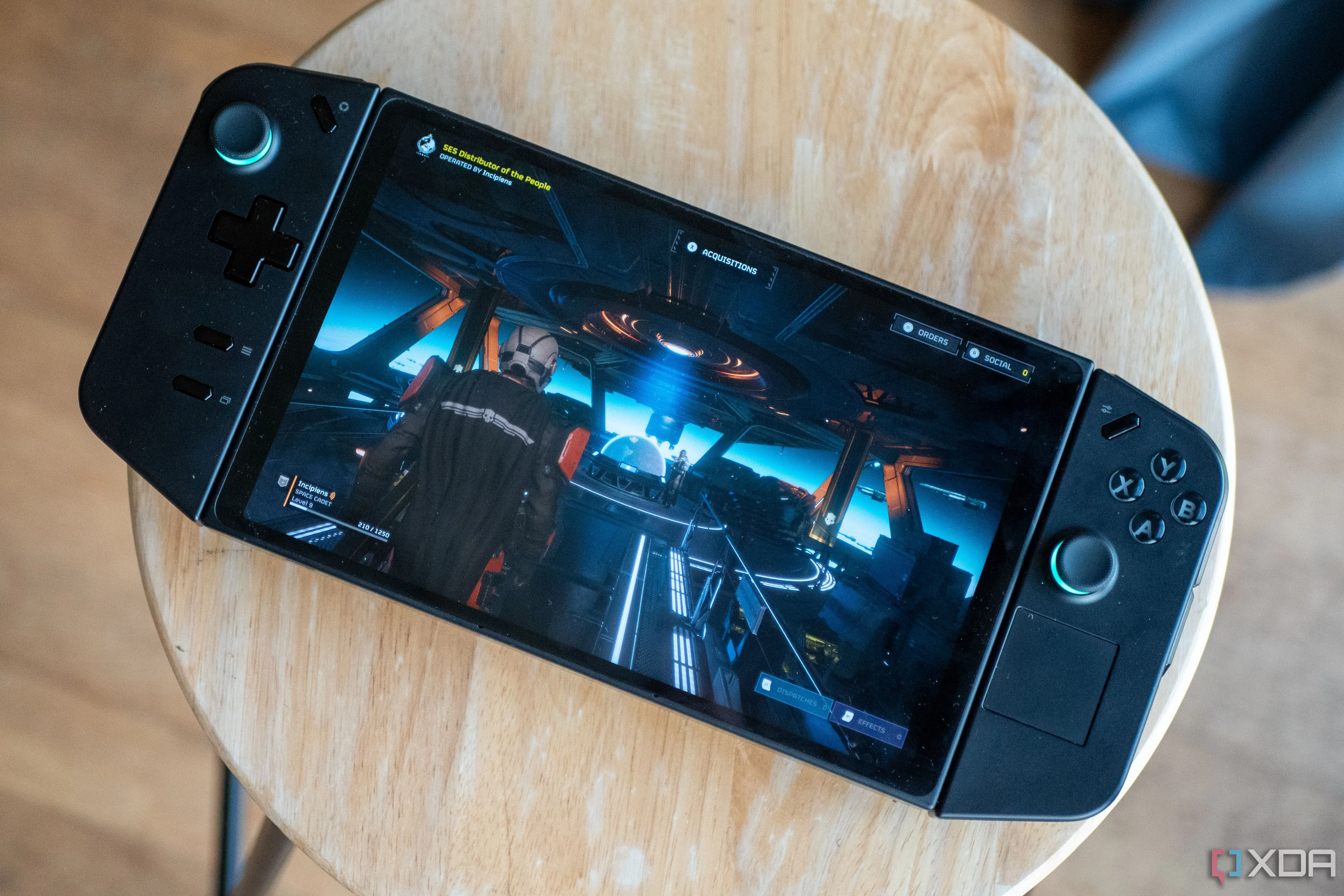 Game Helldivers 2 trên Lenovo Legion Go, minh họa yêu cầu tập lệnh AVX2 của một số ứng dụng