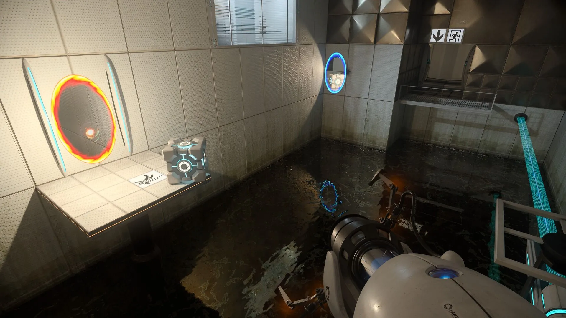 Góc nhìn gameplay sử dụng súng portal trong Portal RTX