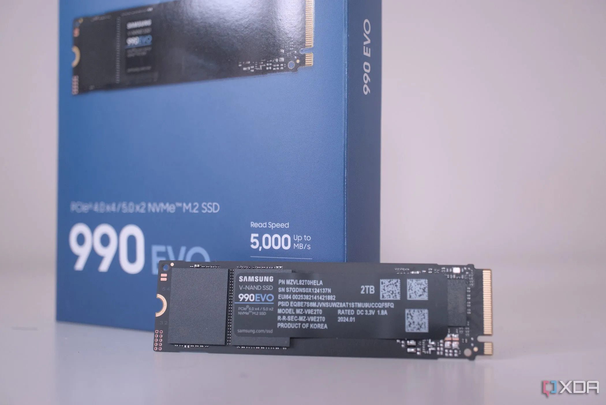 Hộp đựng ổ cứng SSD Samsung 990 Evo M.2 NVMe