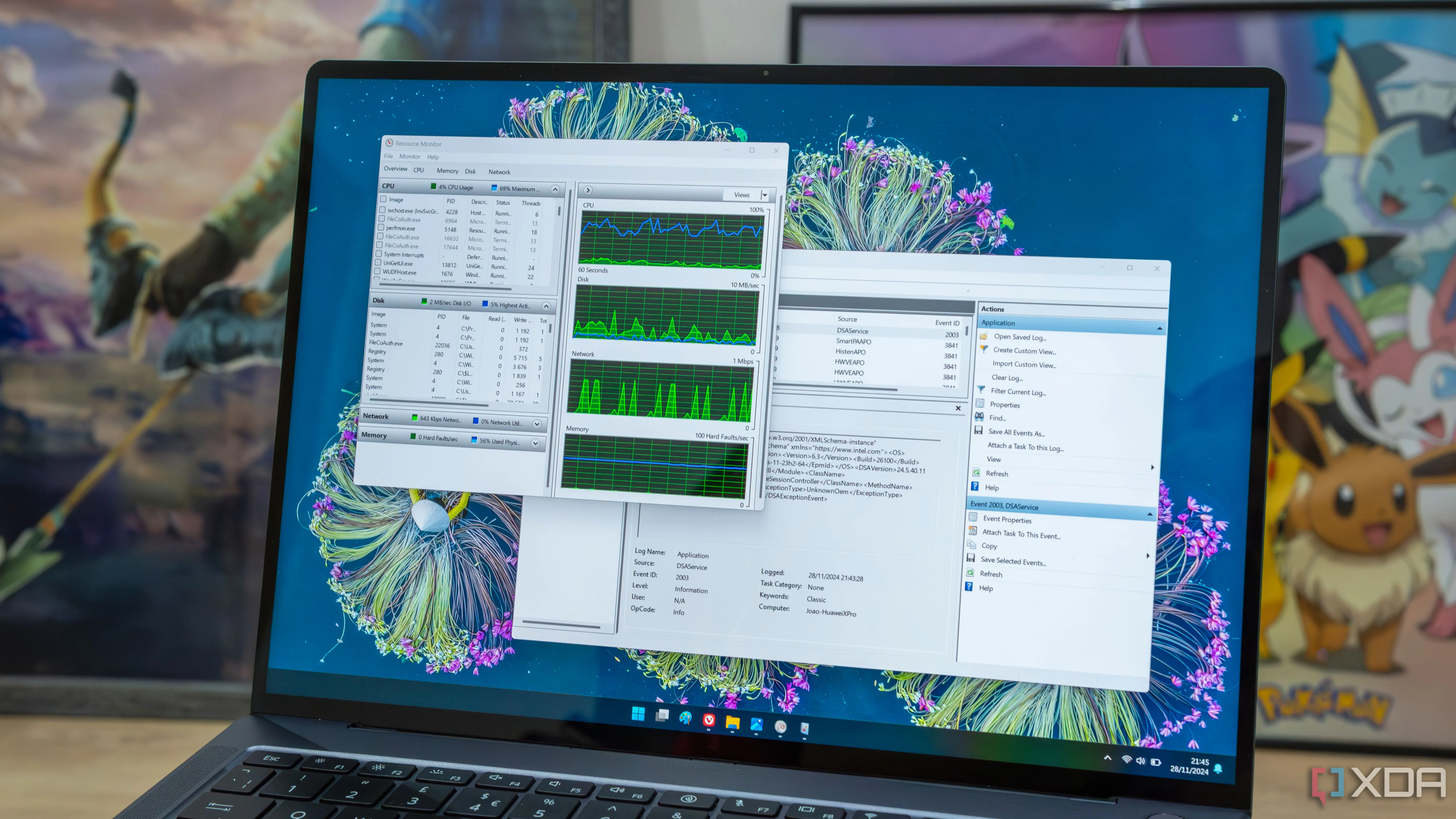 Laptop Windows 11 hiển thị giao diện các công cụ Resource Monitor và Event Viewer
