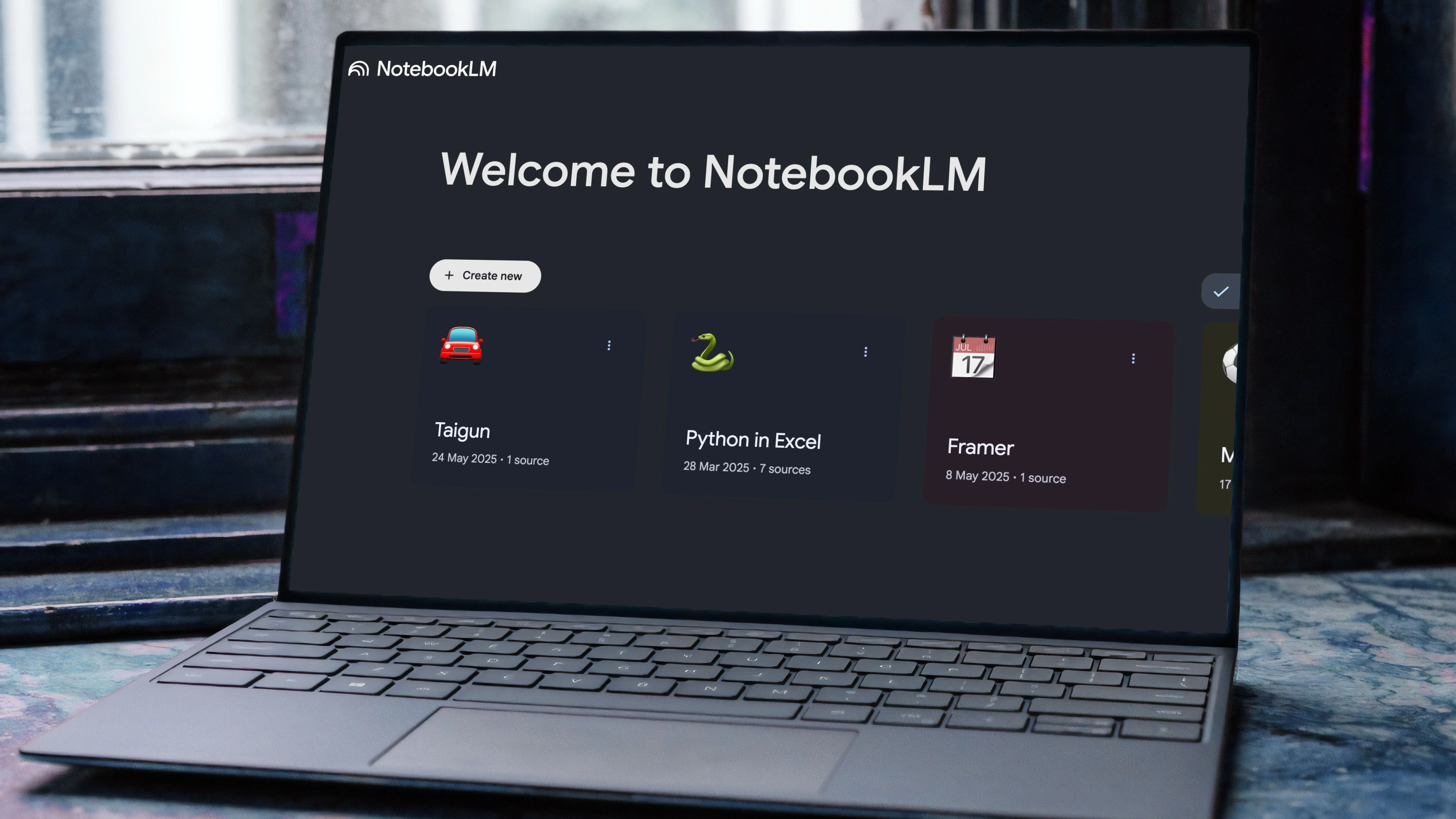Màn hình NotebookLM hiển thị các cách sử dụng độc đáo để tối ưu hóa hiệu quả công việc