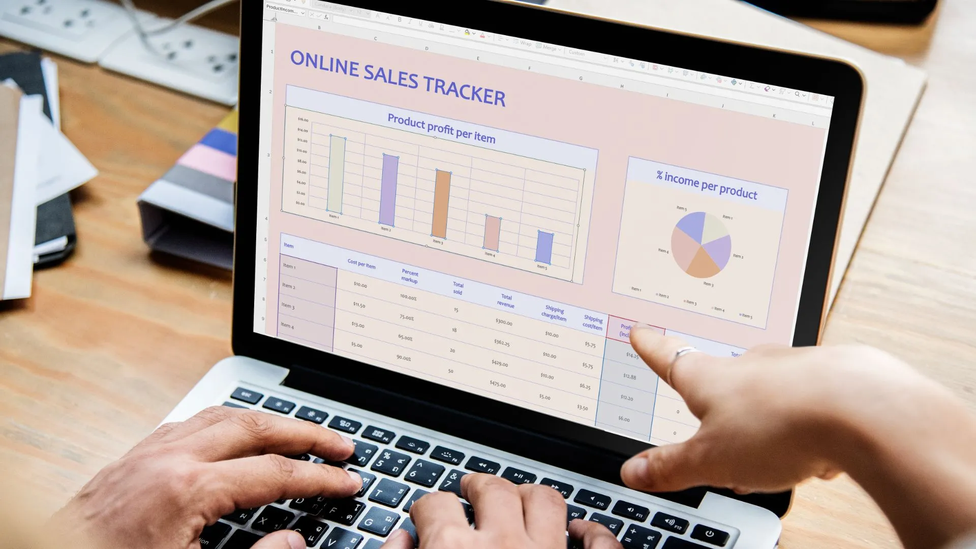 Mẫu bảng tính Excel chuyên nghiệp, thể hiện sự chỉn chu và tổ chức mà README sheet mang lại
