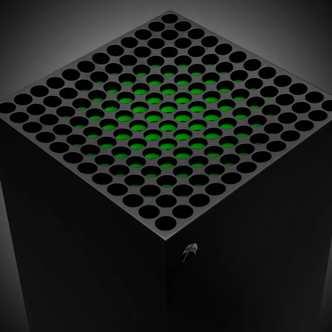 Máy chơi game Xbox Series X màu đen, biểu tượng của thế hệ console hiện tại cần thêm tựa game độc quyền mới.