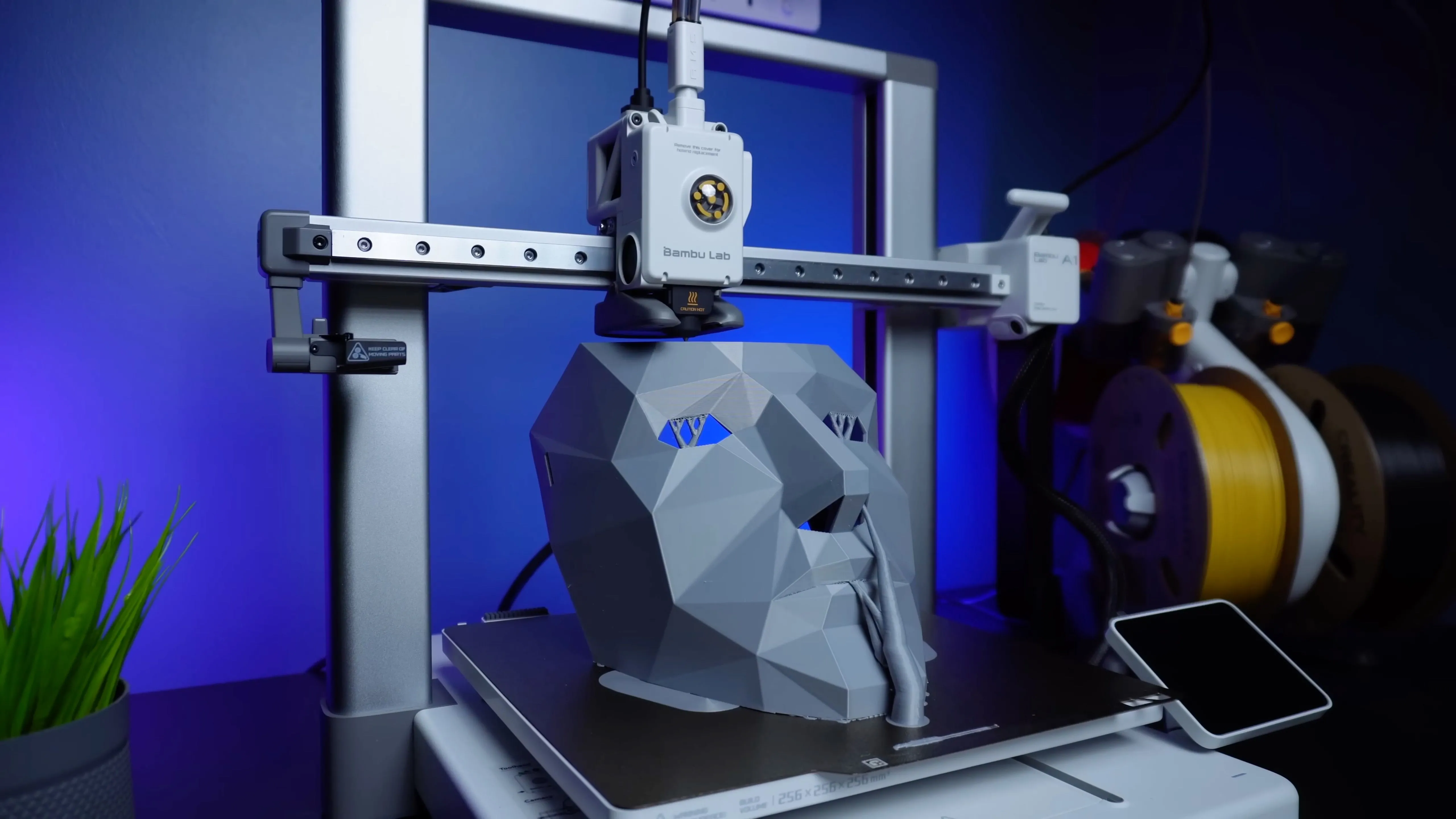 Mô hình mặt nạ được in 3D bằng PLA, vật liệu in 3D giá rẻ