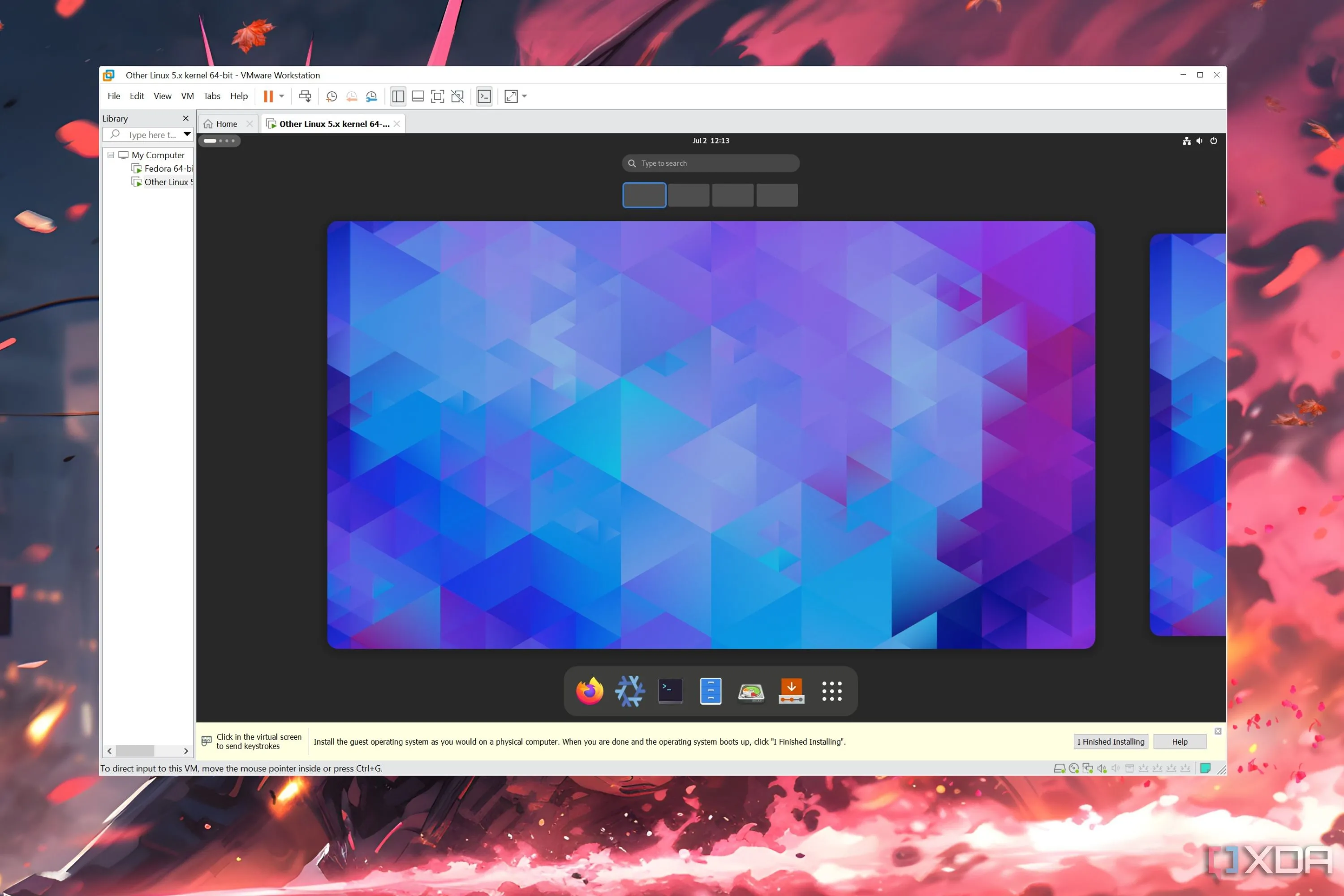Mô tả: Phần mềm VMware Workstation Pro hiển thị một hệ điều hành NixOS chạy trong máy ảo, nhấn mạnh khả năng cách ly an toàn của ổ đĩa ảo VHD.