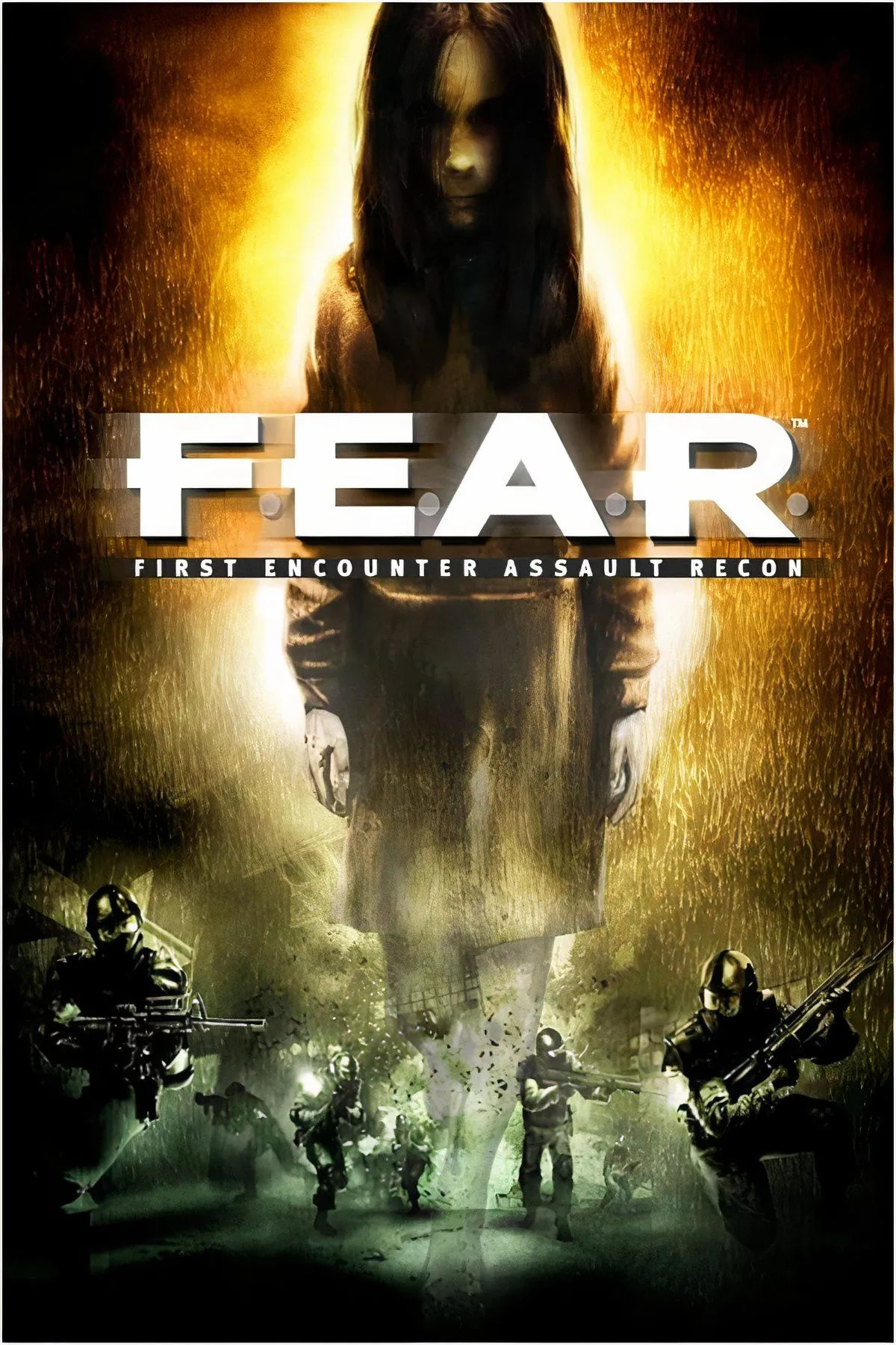 Một tổng hợp các hình ảnh kinh dị và hành động từ tựa game F.E.A.R., thể hiện không khí u ám và chiến đấu
