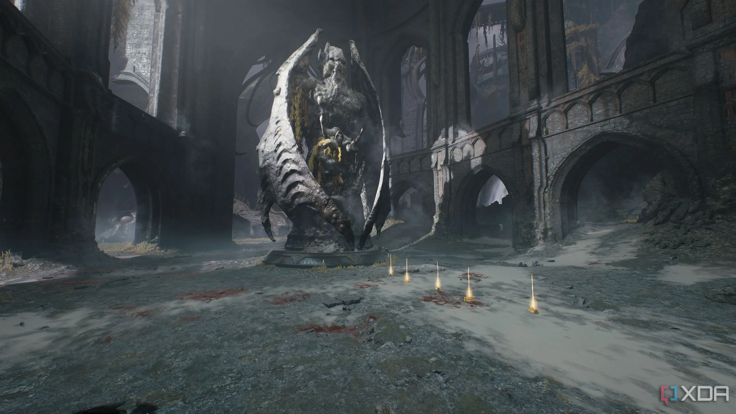 Một vệt thỏi vàng dưới bức tượng thần trong Chapter 14 của Doom: The Dark Ages.