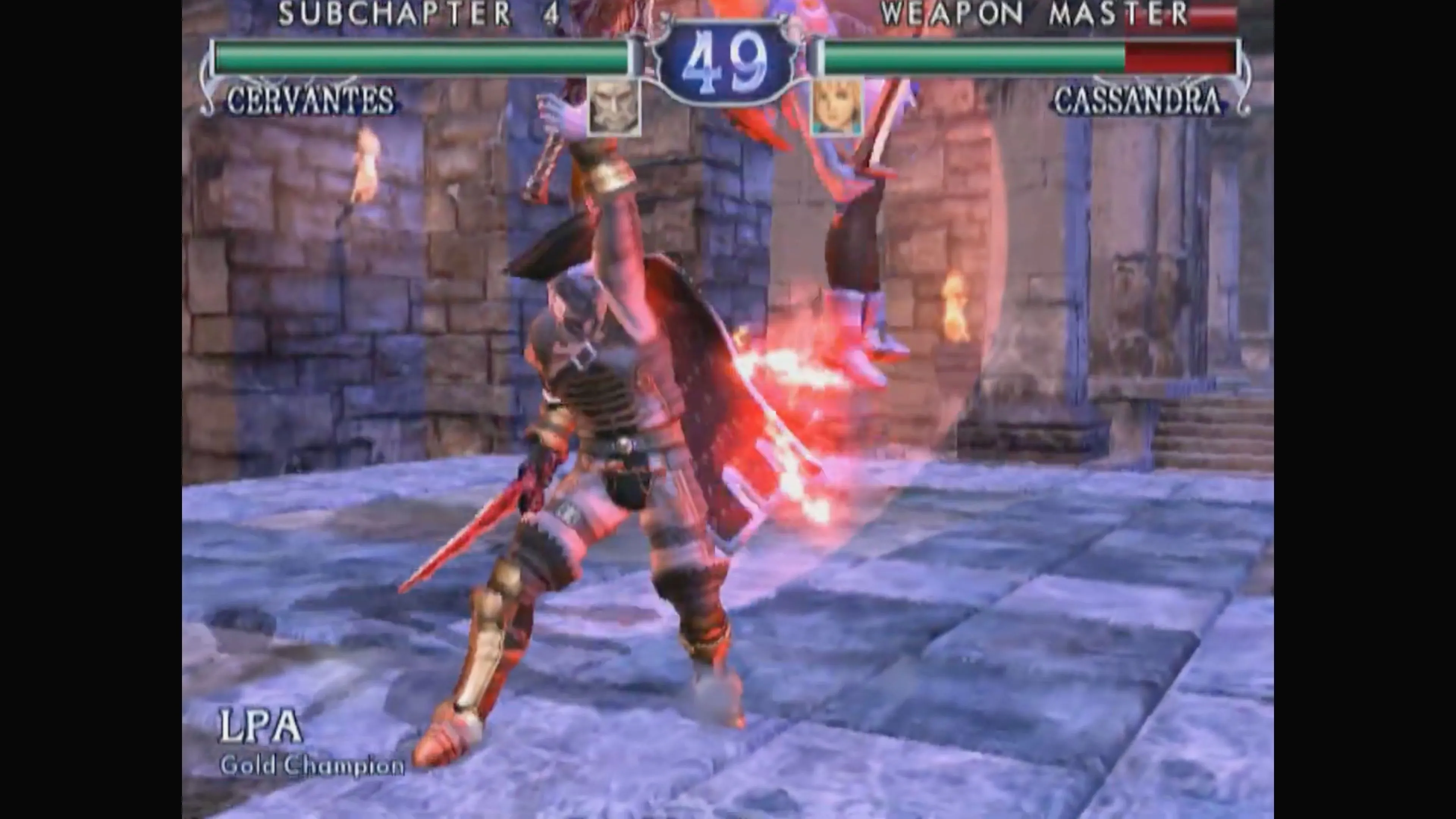 Nhân vật đang sử dụng vũ khí đặc trưng trong một trận đấu SoulCalibur II.