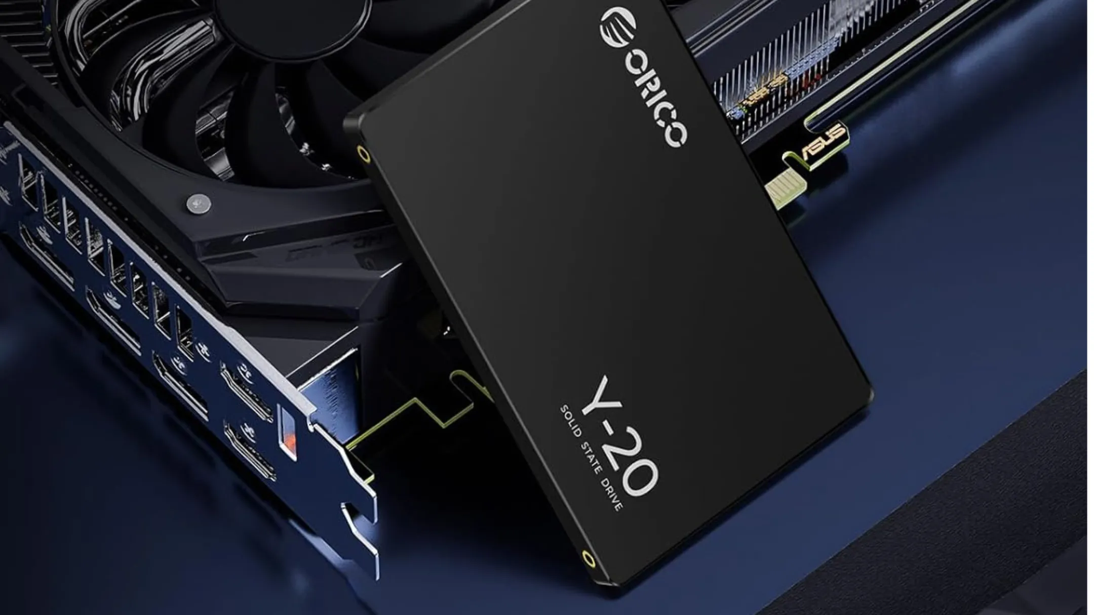 Ổ cứng SSD SATA ORICO 4TB minh họa cho loại ổ đĩa phù hợp với Storage Spaces