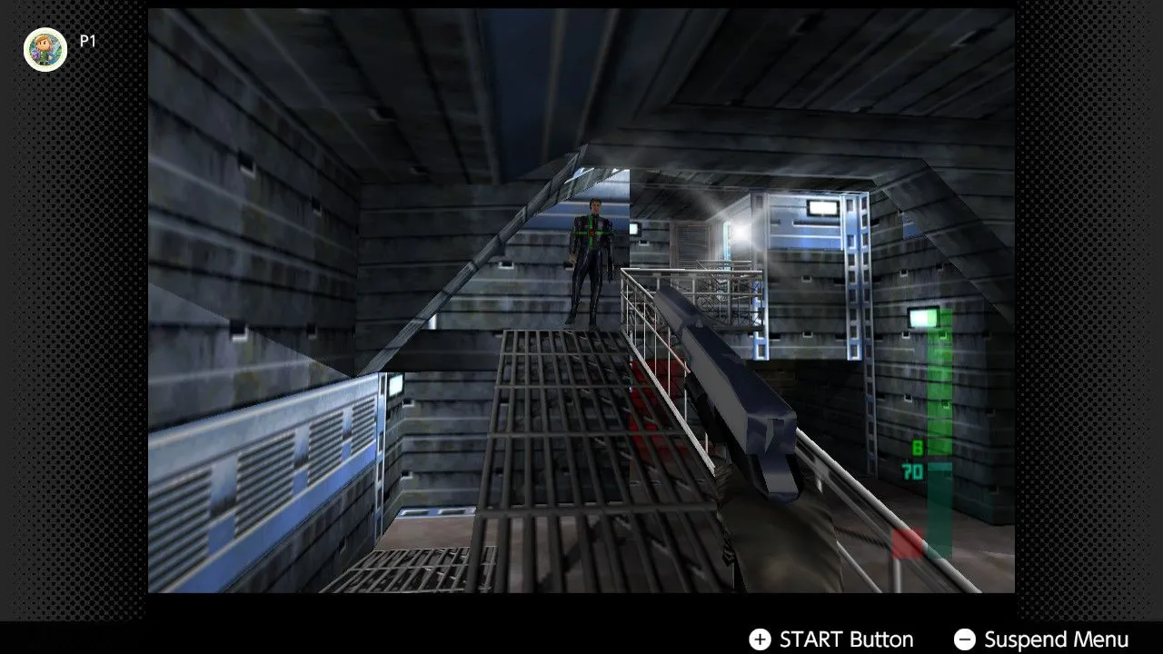 Perfect Dark đang chạy trên Nintendo Switch, với nhân vật chính Joanna Dark cầm súng trong một môi trường game bắn súng góc nhìn thứ nhất