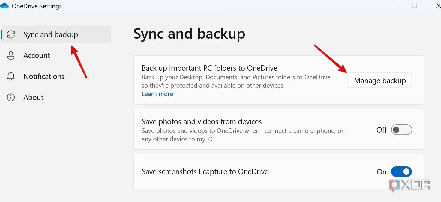 Tùy chọn &quot;Quản lý sao lưu&quot; (Manage backup) trong phần cài đặt của OneDrive, cho phép người dùng điều chỉnh các thư mục được đồng bộ