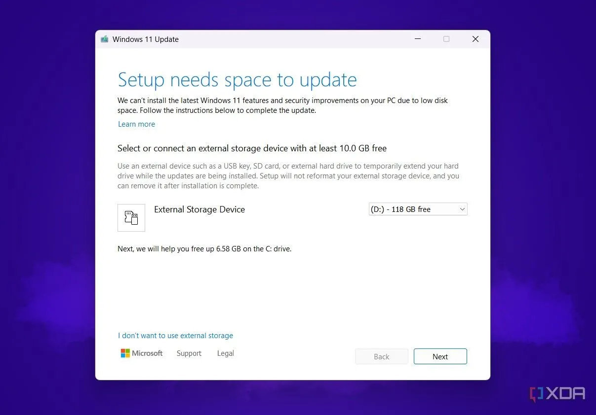Windows 11 thông báo hết dung lượng ổ đĩa khi cập nhật.